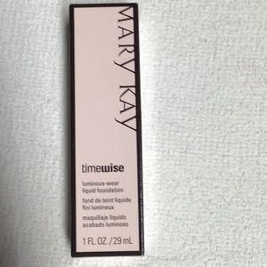 Mary Kay Timewise liquid foundation beige 2